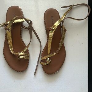 Donald Pliner sandal